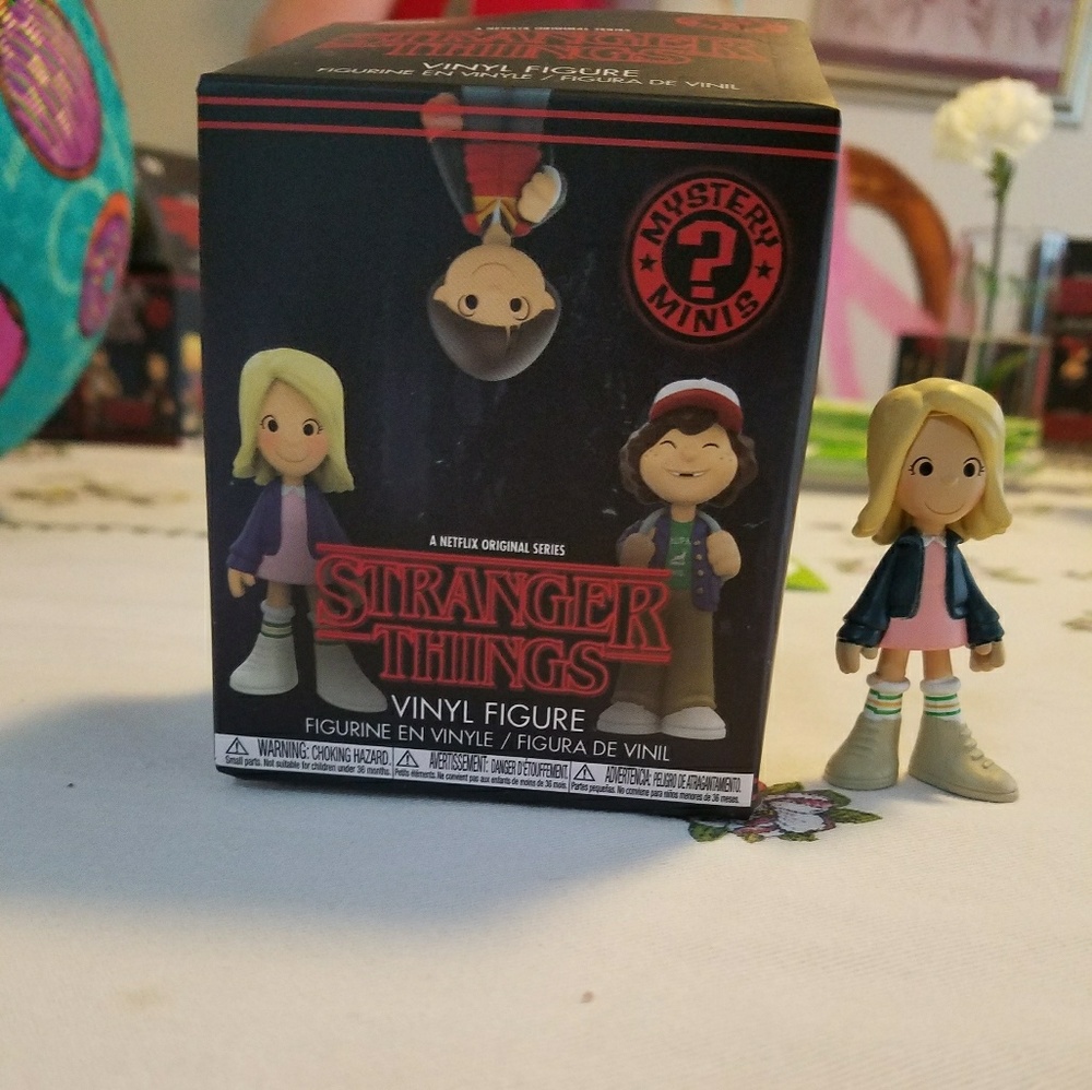 SOLD SOLDSOLD Stranger Things Mystery Minis
